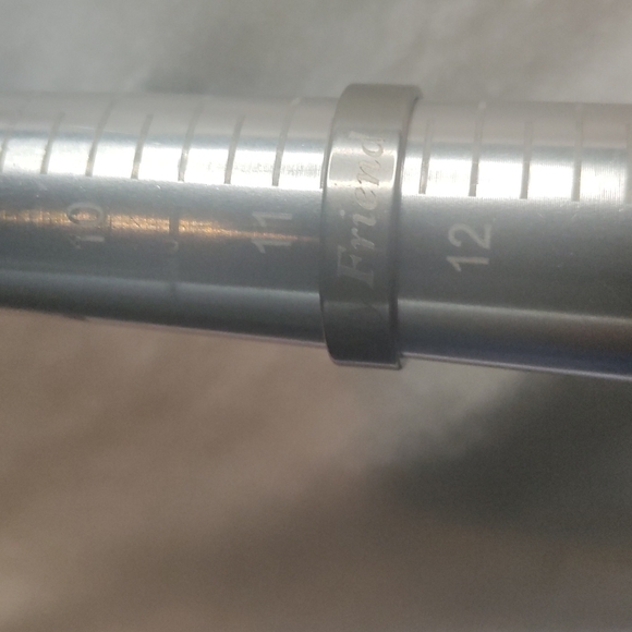 A man's Ring band in size 11 1/2 - Picture 3 of 6